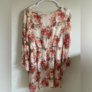 Alice + Olivia silk bell sleeve dress size medium